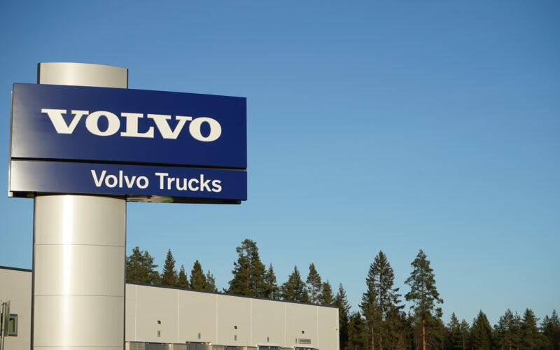 World’s Greenest Truck Center? A Modern Geothermal HybridHEAT System for Volvo Truck Center Jyväskylä
